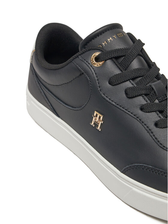 Tommy Hilfiger Tommy Hilfiger Laisvalaikio batai Essential Chic Court Sneaker FW0FW08322 Juoda