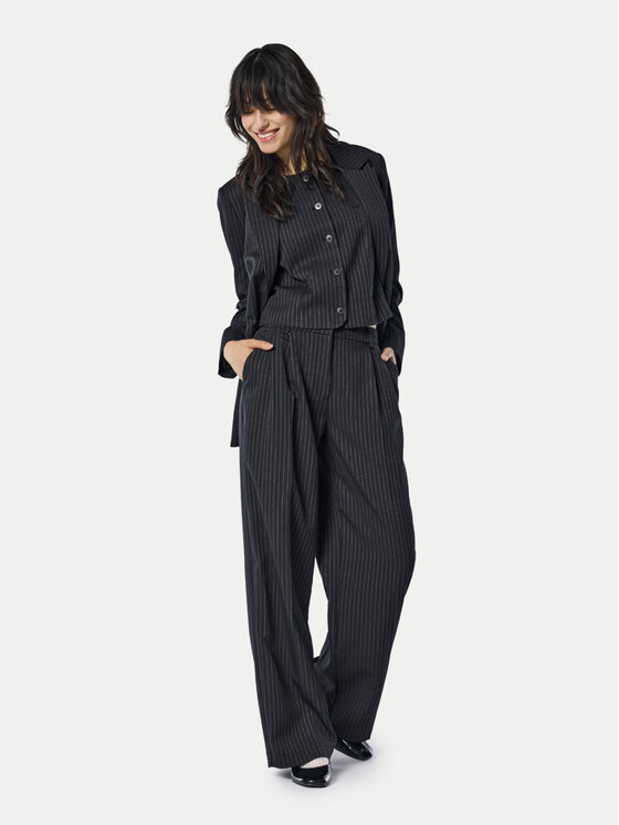 ONLY ONLY Pantaloni di tessuto Reina 15349616 Nero Straight Fit