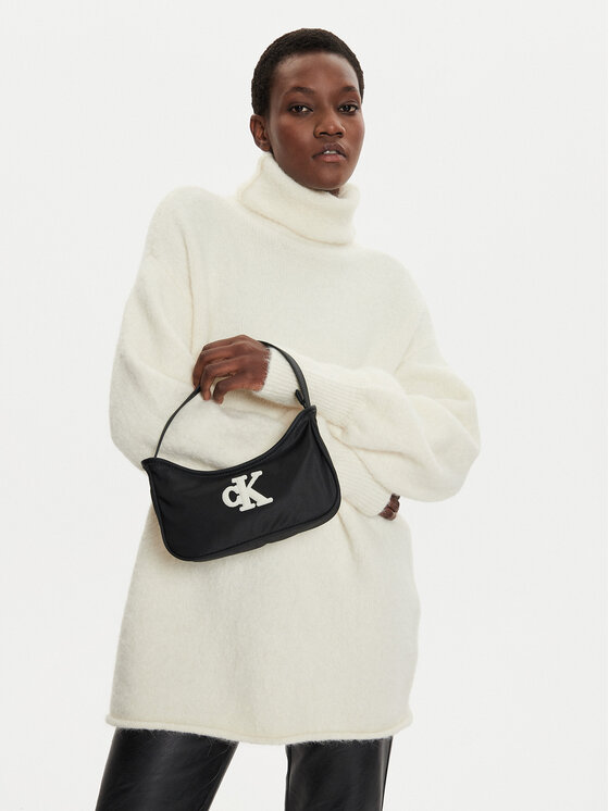 Calvin Klein Jeans Calvin Klein Jeans Τσάντα Teddy Ck IU0IU00684 Μαύρο