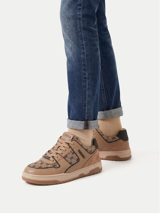 Guess Guess Sneakers CEO-BI12-CAROL-01 Marrone