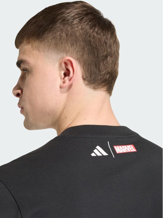adidas adidas Koszulka techniczna Real Madrid Avengers Czarny Regular Fit