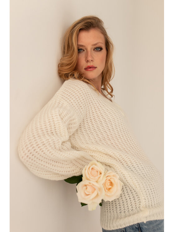 Sweter Entelier, Écru, sweter z dekoltem