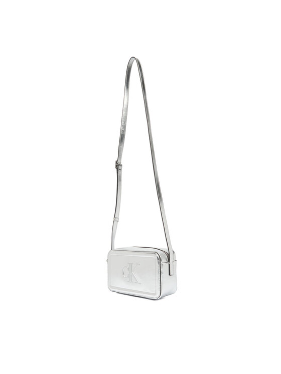 Calvin Klein Calvin Klein Ročna torba Bold Ck Metallic Camera Bag LV04F3331G Srebrna