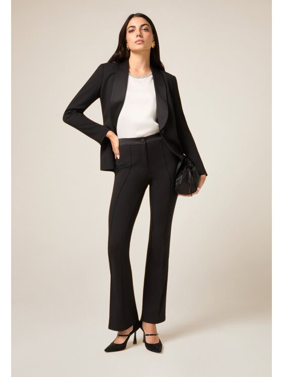 Oltre Oltre Pantaloni di tessuto P088R008734N033 Nero Flare Fit