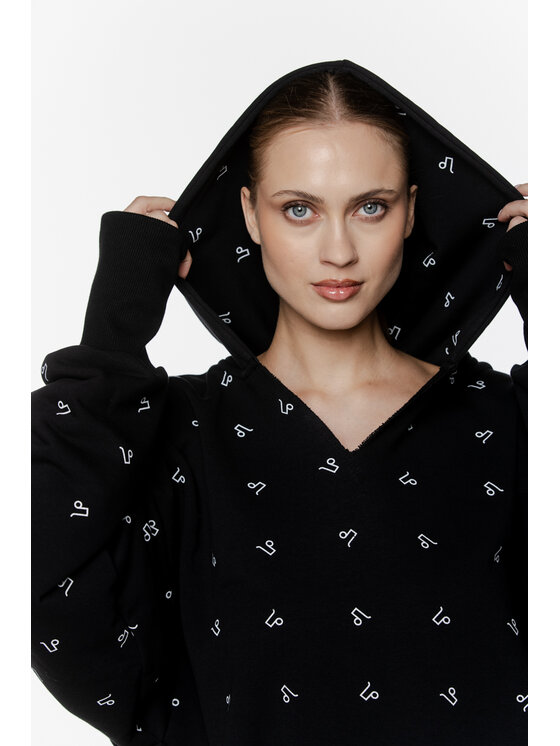 Pilawski Pilawski Bluza BLUZA AGA BIAŁY MONOGRAM Czarny Oversize
