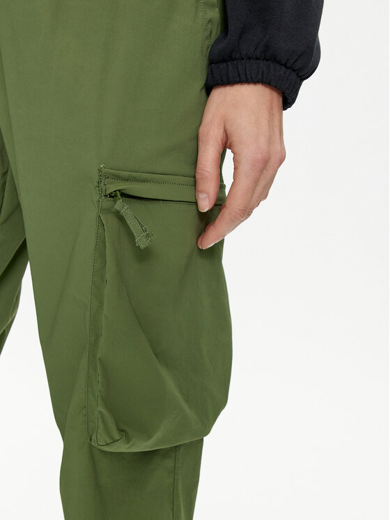 Columbia Columbia Pohodne hlače Boundless Trek™ 2073011 Zelena Relaxed Fit