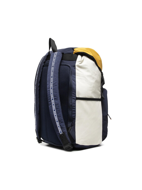 tommy hilfiger travel backpack