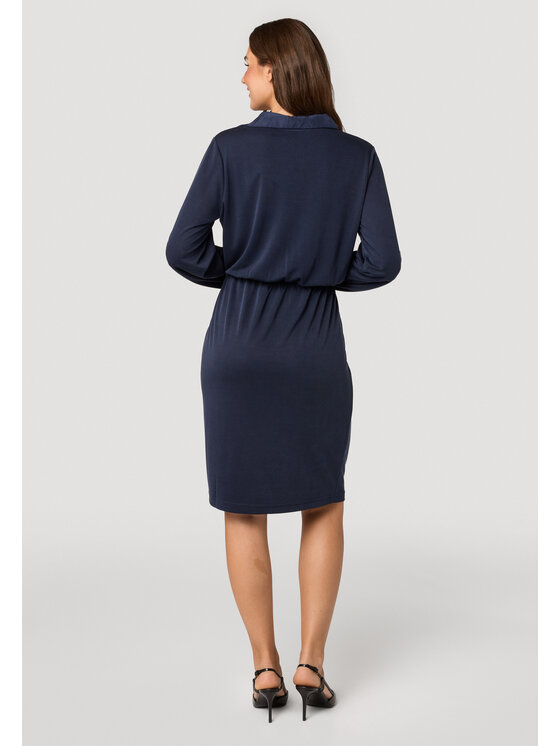 QUIOSQUE QUIOSQUE Každodenné šaty Quiosque 4VF009802 Tmavomodrá Regular Fit