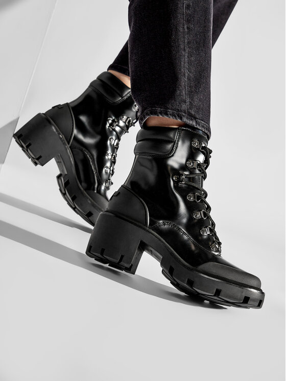 Tory Burch Tory Burch Μποτάκια Lug Sole Hiker Ankle Boot 85304 Μαύρο