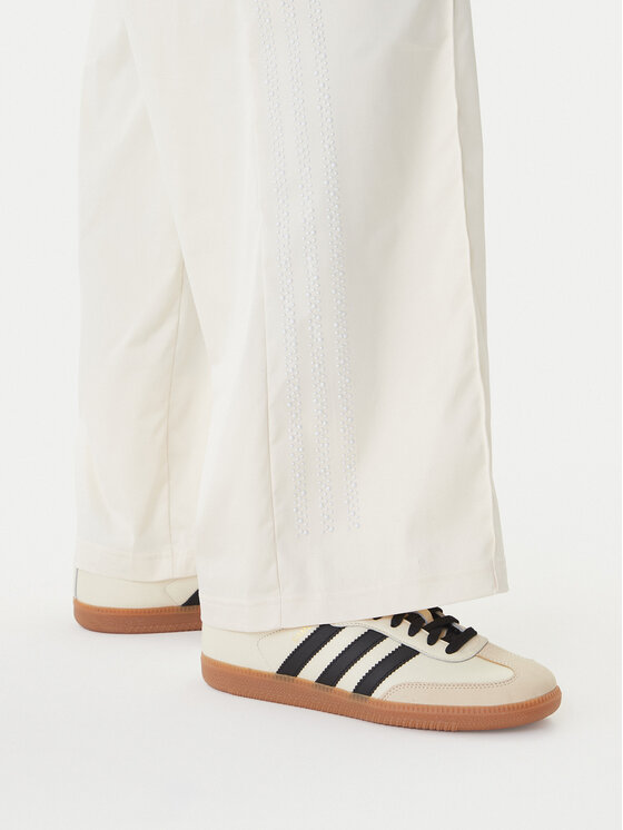 adidas adidas Spodnie dresowe Pearl Firebird KE3393 Écru Loose Fit
