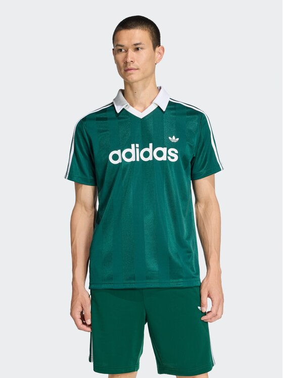 adidas adidas T-Shirt 159301 Zielony ciemny Regular Fit