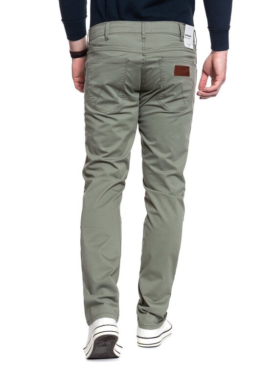 Wrangler Wrangler Pantaloni di tessuto GREENSBORO Marrone Straight Fit