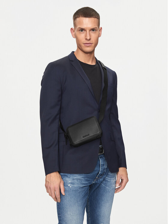 Calvin Klein Calvin Klein Crossover torbica Minimal Focus Camera Bag S K50K511850 Crna