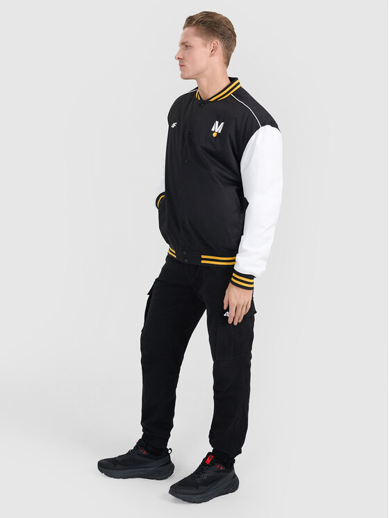 4F 4F Kurtka przejściowa TEAMWEAR Czarny Regular Fit