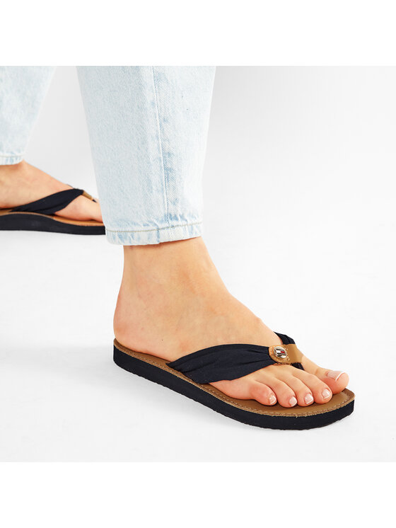 Tommy hilfiger leather 2025 footbed beach sandal