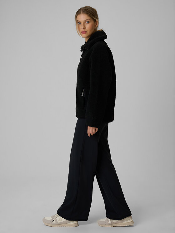 4F 4F Spodnie dresowe ESSENTIAL Czarny Regular Fit