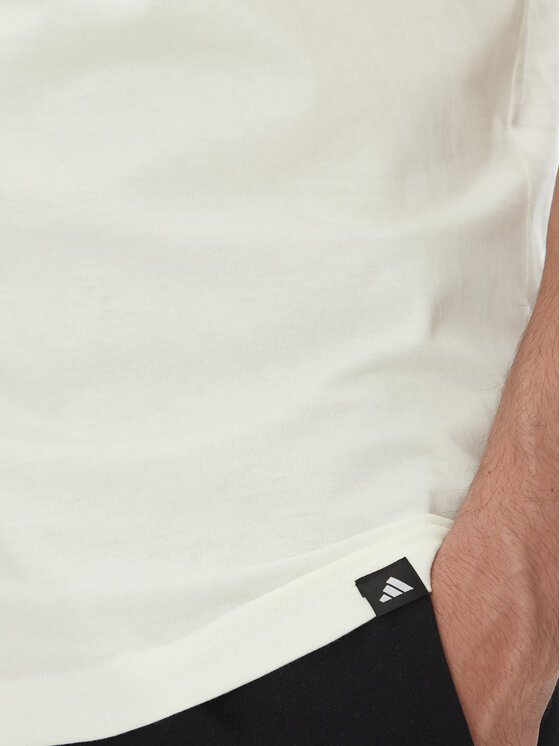 adidas adidas T-Shirt Lounge Slides Graphic Pocket JM0374 Biały Regular Fit