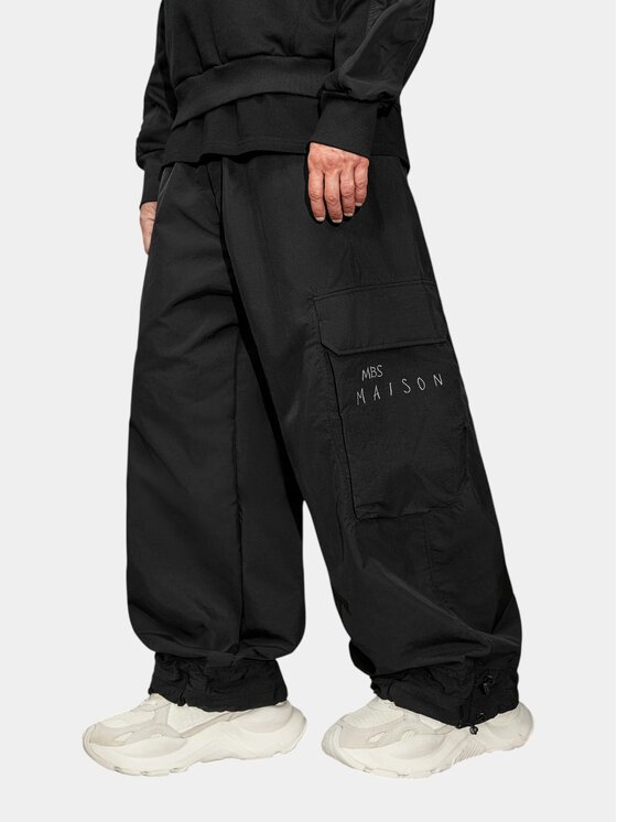 MADE BY SOCIETY MADE BY SOCIETY Spodnie materiałowe RAW - P17773 Czarny Basic Fit