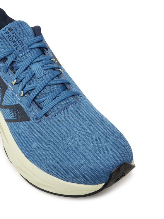 New Balance New Balance Buty do biegania FuelCell Propel v5 MFCPRCN5 Granatowy