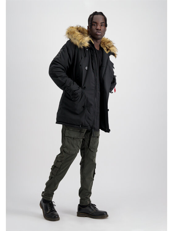 Alpha Industries Alpha Industries Kurtka zimowa Explorer Winter Jacket Czarny Regular Fit