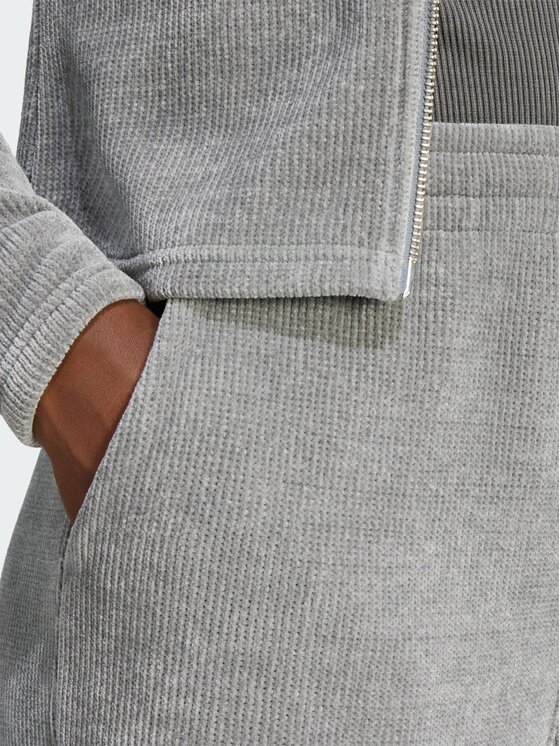 adidas adidas Spodnie materiałowe 170318 Szary Regular Fit