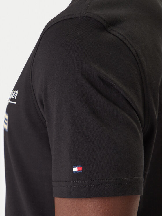 Tommy Hilfiger Tommy Hilfiger T-Shirt Modern Ath Graphic MW0MW41471 Czarny Regular Fit