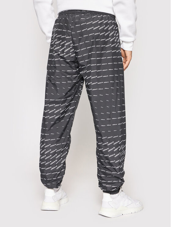 adidas adidas Παντελόνι φόρμας Graphics Monogram H13484 Μαύρο Regular Fit