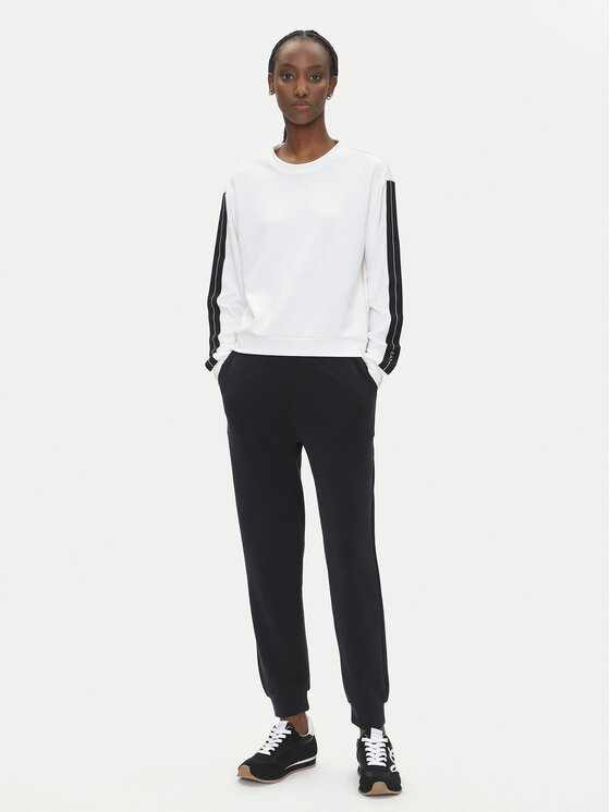 EA7 Emporio Armani EA7 Emporio Armani Dres 7W000121 AF12643 M0003 Biały Regular Fit