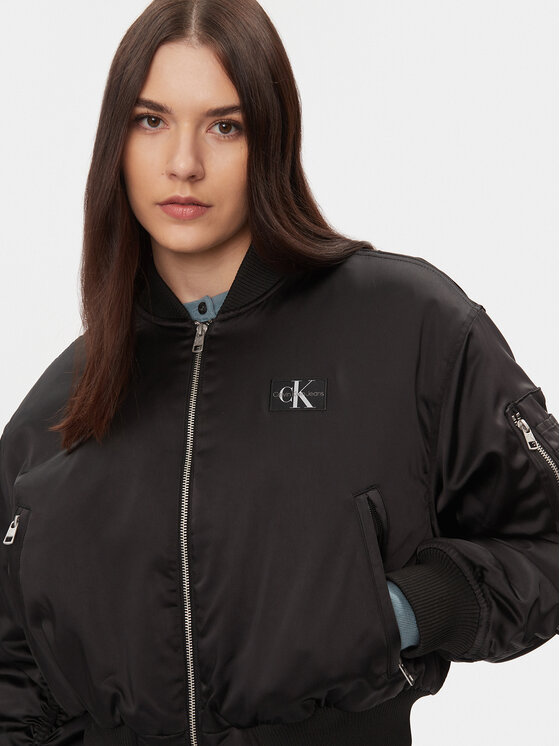 Calvin Klein Jeans Calvin Klein Jeans Μπόμπερ μπουφάν J20J222591 Μαύρο Regular Fit