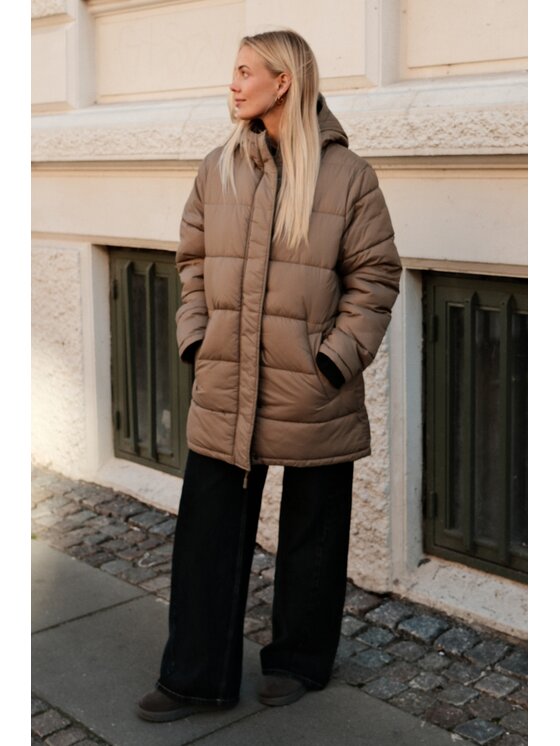 TeeShoppen TeeShoppen Kurtka outdoor 'Basic Collection' Beżowy Regular Fit