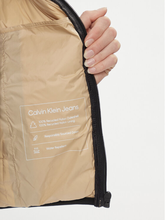 Calvin Klein Jeans Calvin Klein Jeans Пухено яке J20J222585 Черен Regular Fit