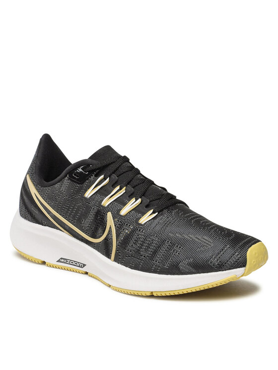 Pegasus 36 2025 black gold