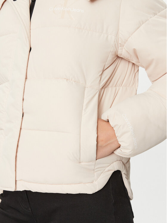 Calvin Klein Jeans Calvin Klein Jeans Зимно яке J20J221377 Екрю Regular Fit