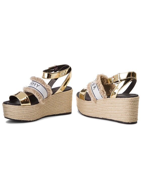 Tommy Hilfiger Tommy Hilfiger Espadrilės Shiny Metallic Flatform Sandal FW0FW03393 Auksinė