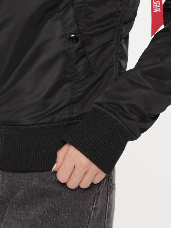 Alpha Industries Alpha Industries Μπόμπερ μπουφάν MA-1 VF 59 133009 Μαύρο Regular Fit