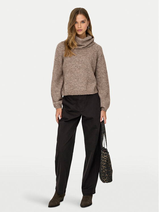 ONLY ONLY Dolčevita Gila 15358571 Smeđa Regular Fit