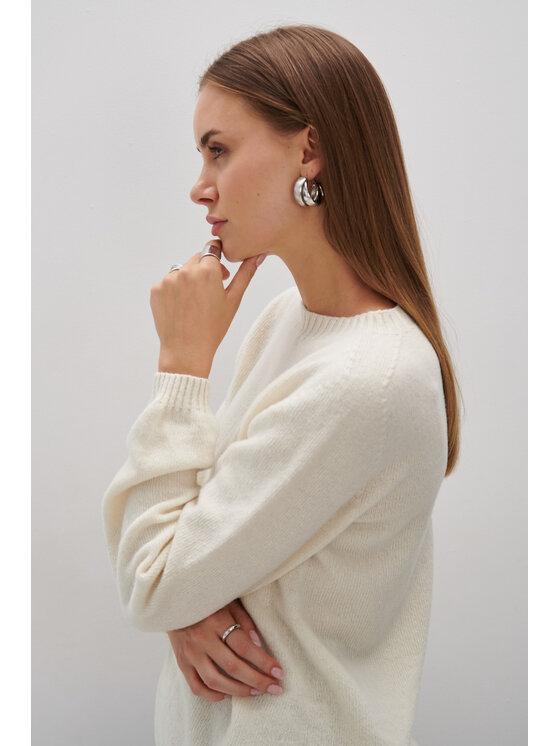 Fobya Fobya Sweter F2051 Écru Basic Fit