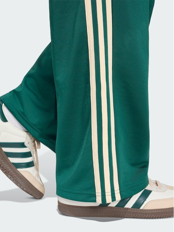 adidas adidas Sportinės kelnės Firebird Loose Tracksuit HZ6656 Žalia Relaxed Fit