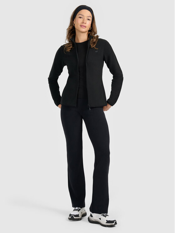 4F 4F Bluza BASIC+ Czarny Slim Fit