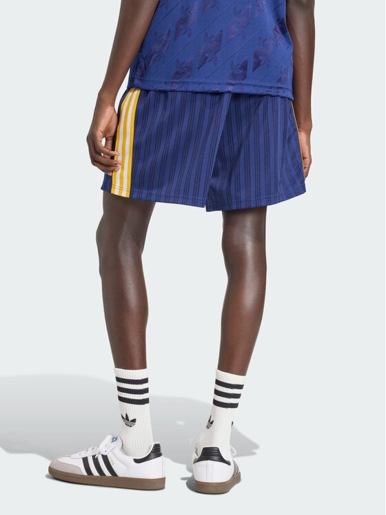 adidas adidas Szorty sportowe 162092 Błękitny Loose Fit