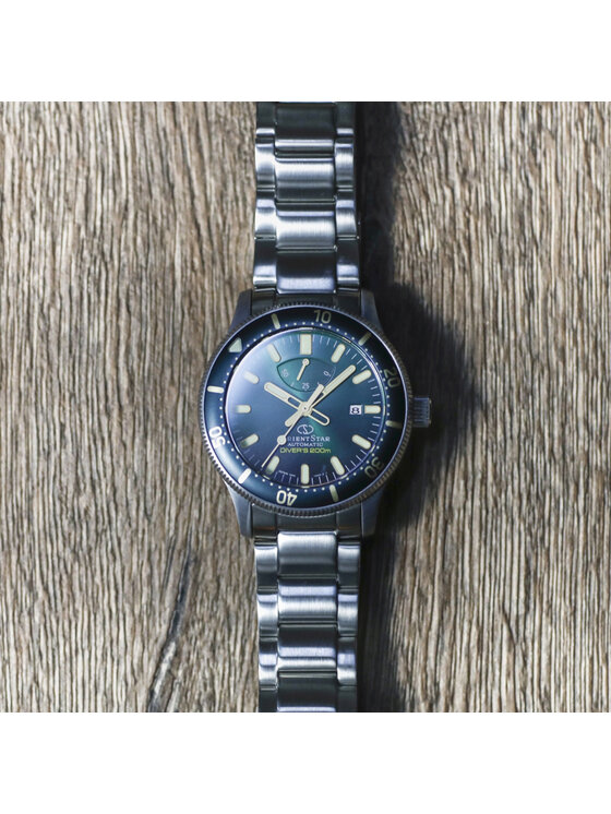 Orient Star Orient Star Zegarek RE-AU0302L00B Srebrny