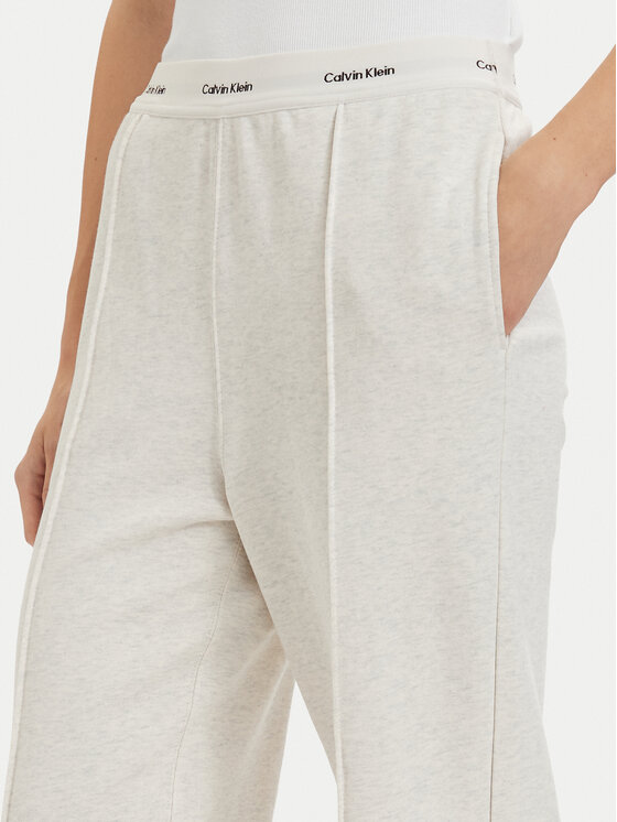 Calvin Klein Jeans Calvin Klein Jeans Παντελόνι φόρμας LV047G253G Κρεμ Relaxed Fit