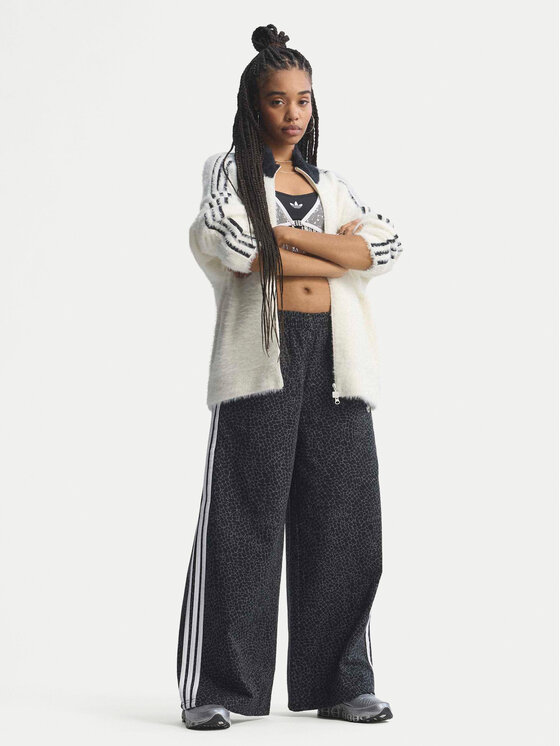 adidas adidas Jeans hlače Firebird Aop KD2816 Siva Loose Fit