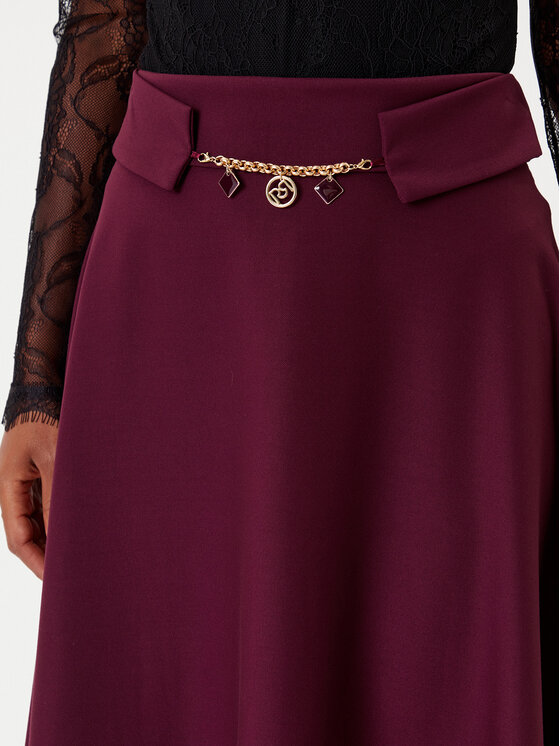 Rinascimento Rinascimento Trapezno krilo CFC0126216003 Bordo rdeča Regular Fit