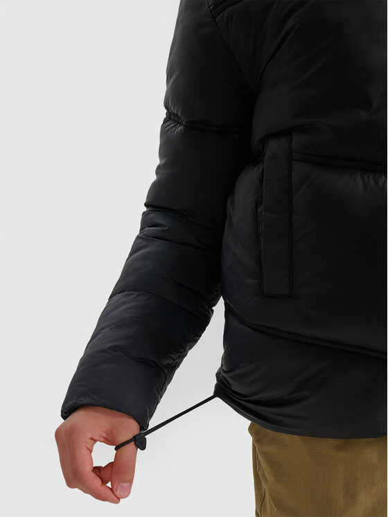 4F 4F Kamizelka OUTERWEAR Czarny Regular Fit