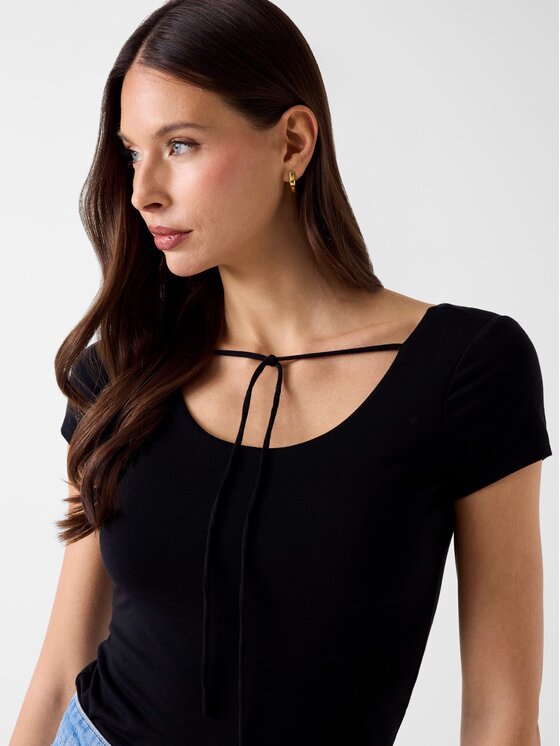 Guess Guess Top 182297 Černá Classic Fit
