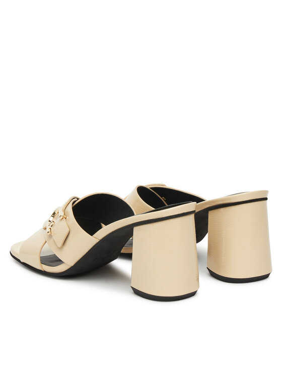 Furla Furla Nazouváky YJ41HIC Y57000 8E000 Écru