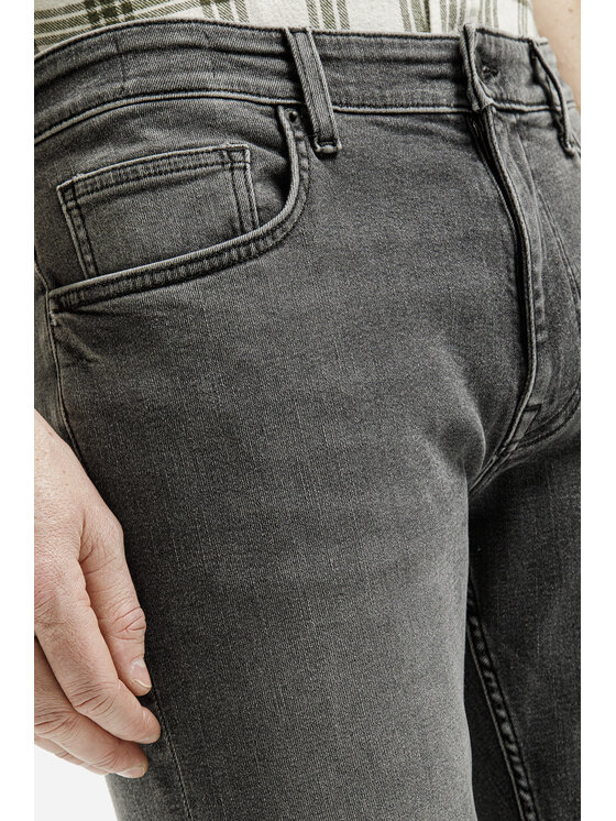 Cross Jeans Cross Jeans Jeansy C 132-146 Szary Straight Leg