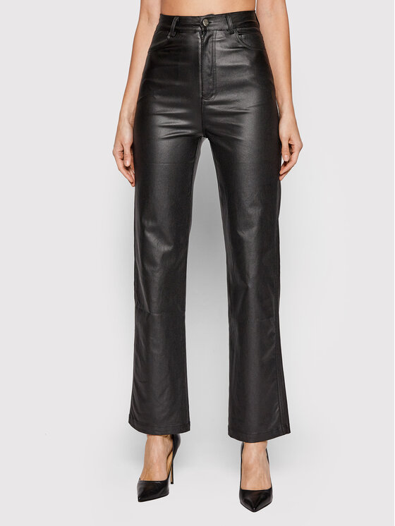 NA-KD Pantaloni din imitație de piele 1018-007533-0002-581 Negru Regular Fit