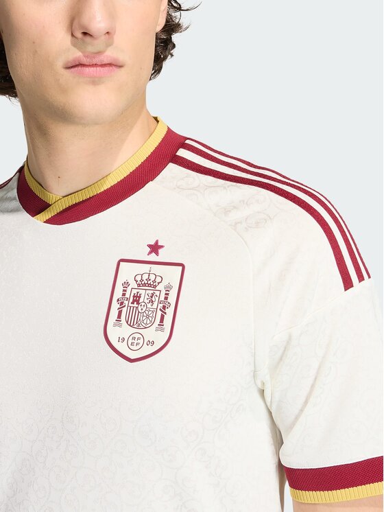 adidas adidas Koszulka techniczna 165831 Biały Slim Fit
